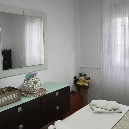 Gyvhome Apartment *